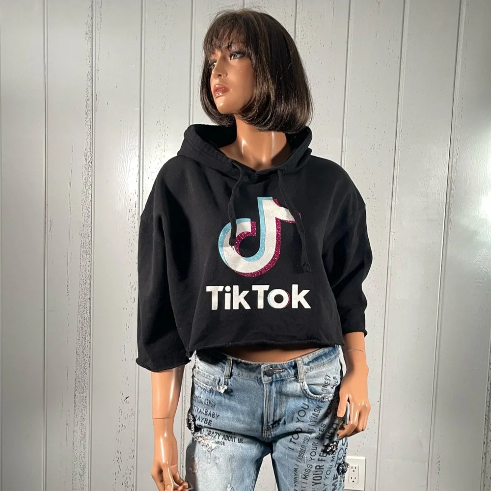 Tik Tok Women's Black Logo Cropped  Hoodie Short Sleeve Sz S